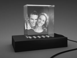 Foto en cristal 3D con base de luz