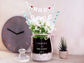 Tarro de cristal con flores
